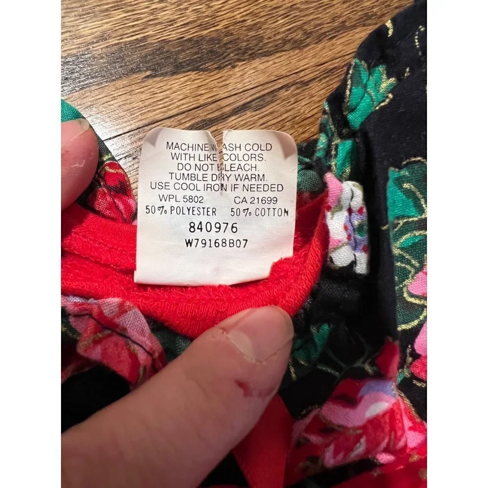 Liberty | Red Floral Top Vintage Sz 5 Made‎ in the USA